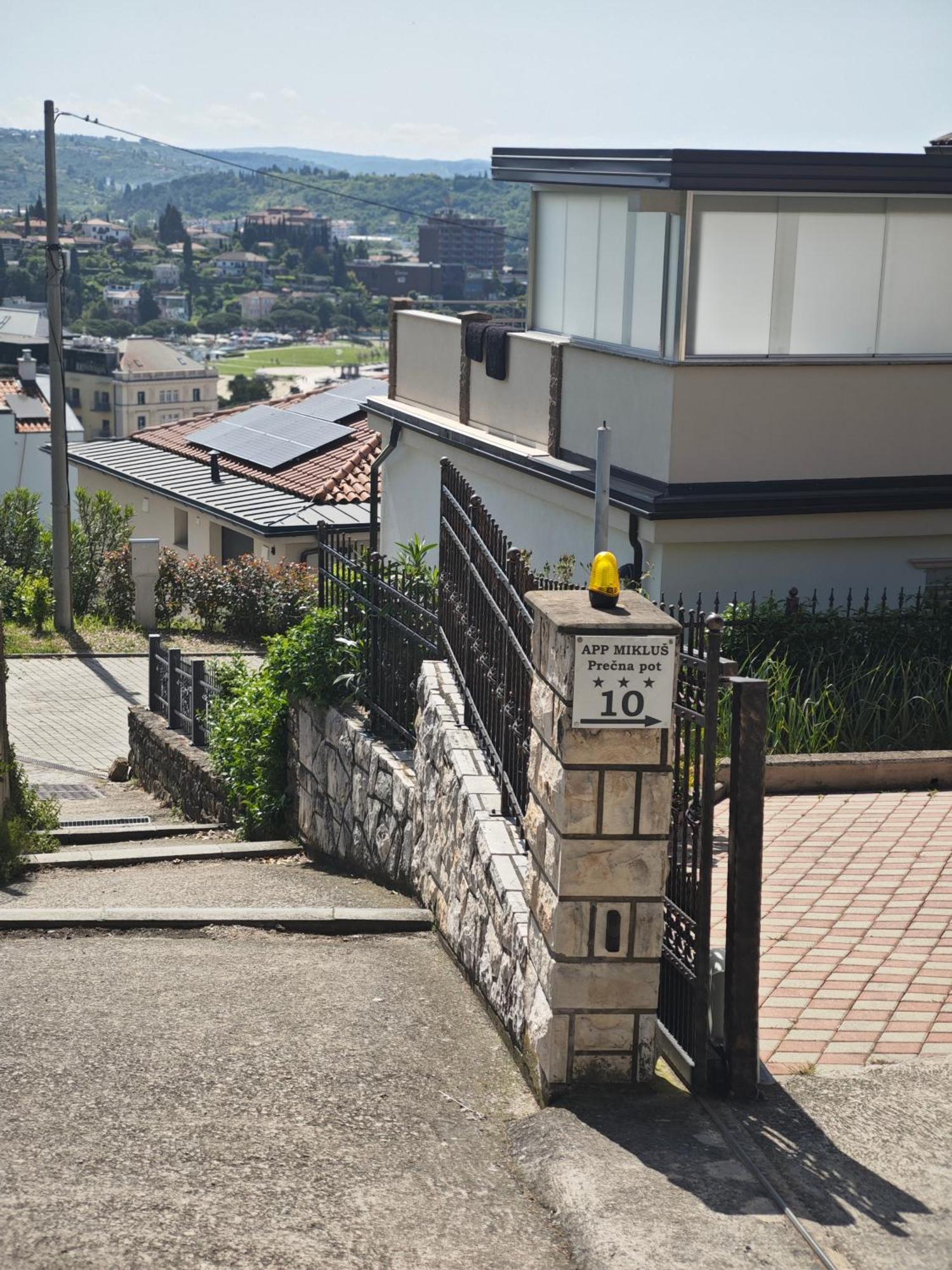 Apartments Miklus 波尔托罗 外观 照片